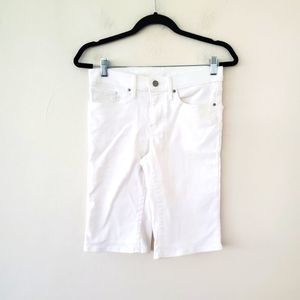 Levi's White Stretch Denim Bermuda Short Sz.27